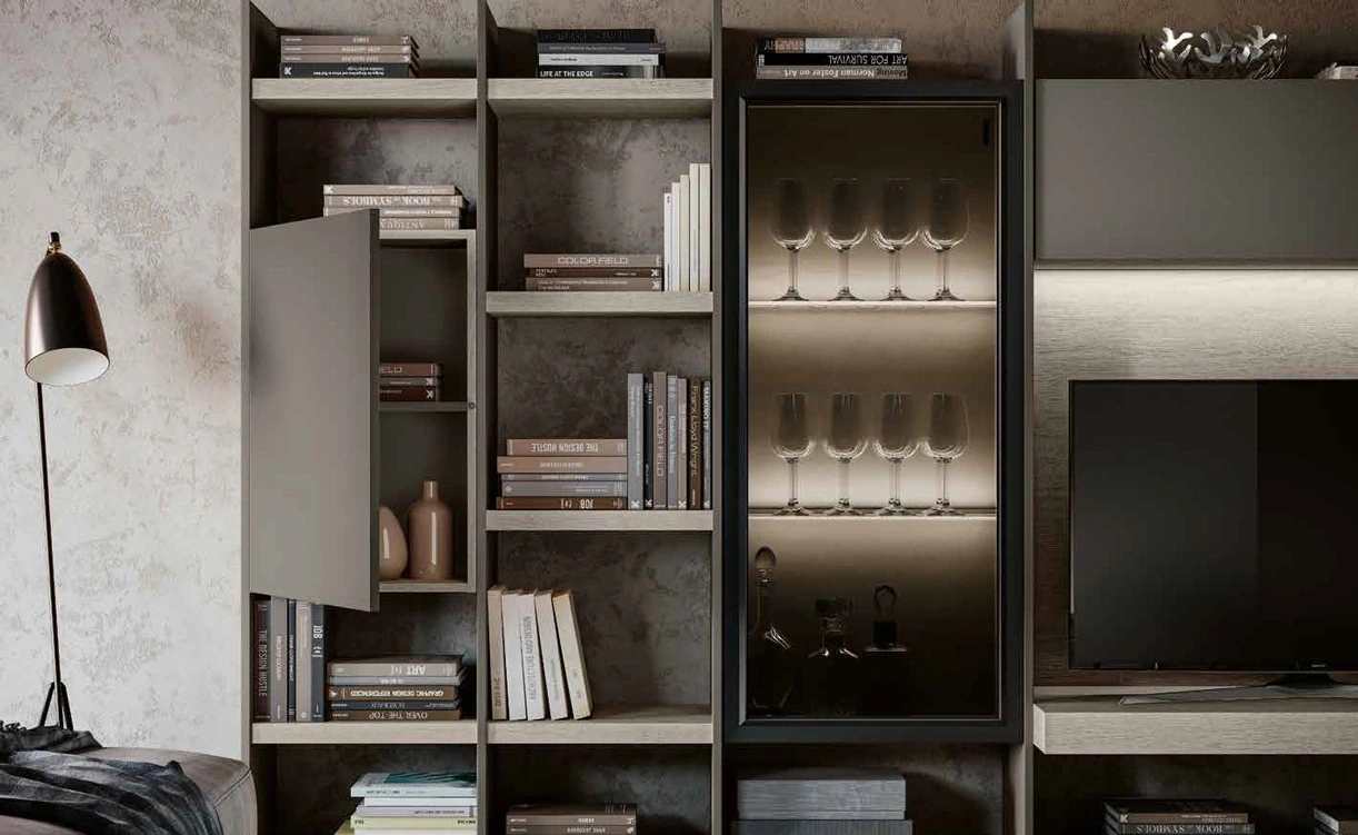 parete con ante grigia