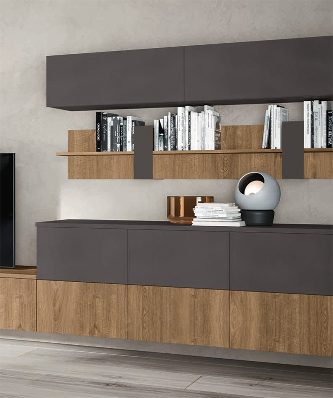 Parete attrezzata sospesa in finitura Rovere Cognac e Grigio titanio