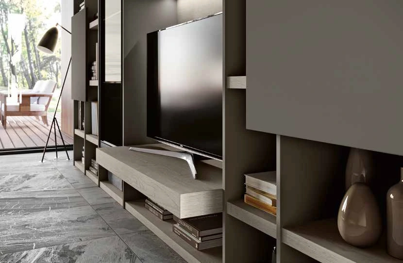 parete con ante grigia