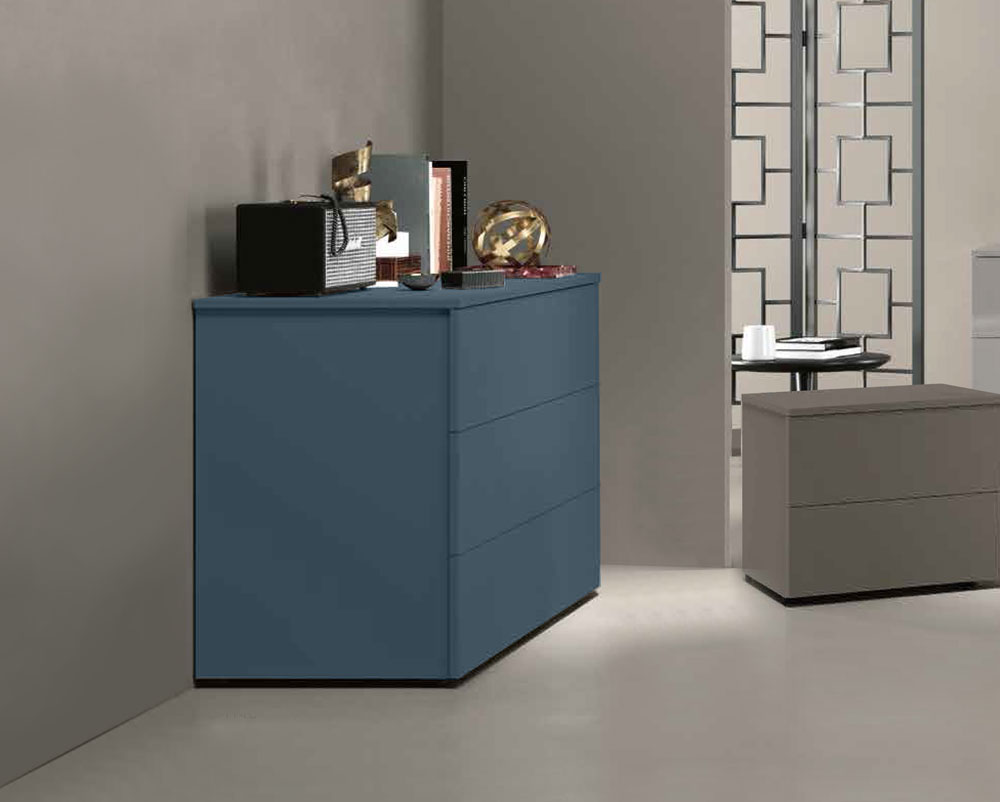 Comò moderno a 3 cassetti in finitura Petrolio
