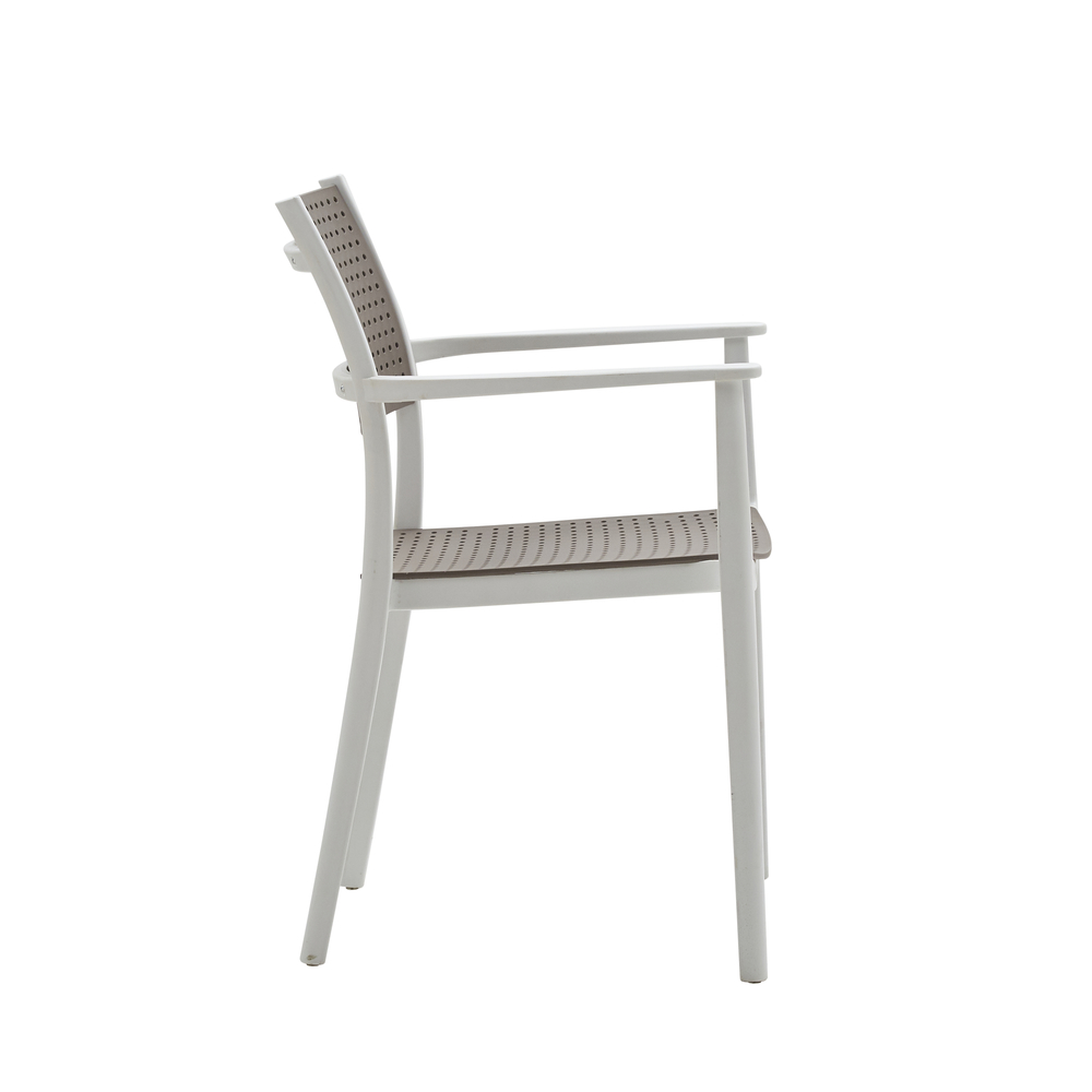 Poltrona colore bianco e marrone