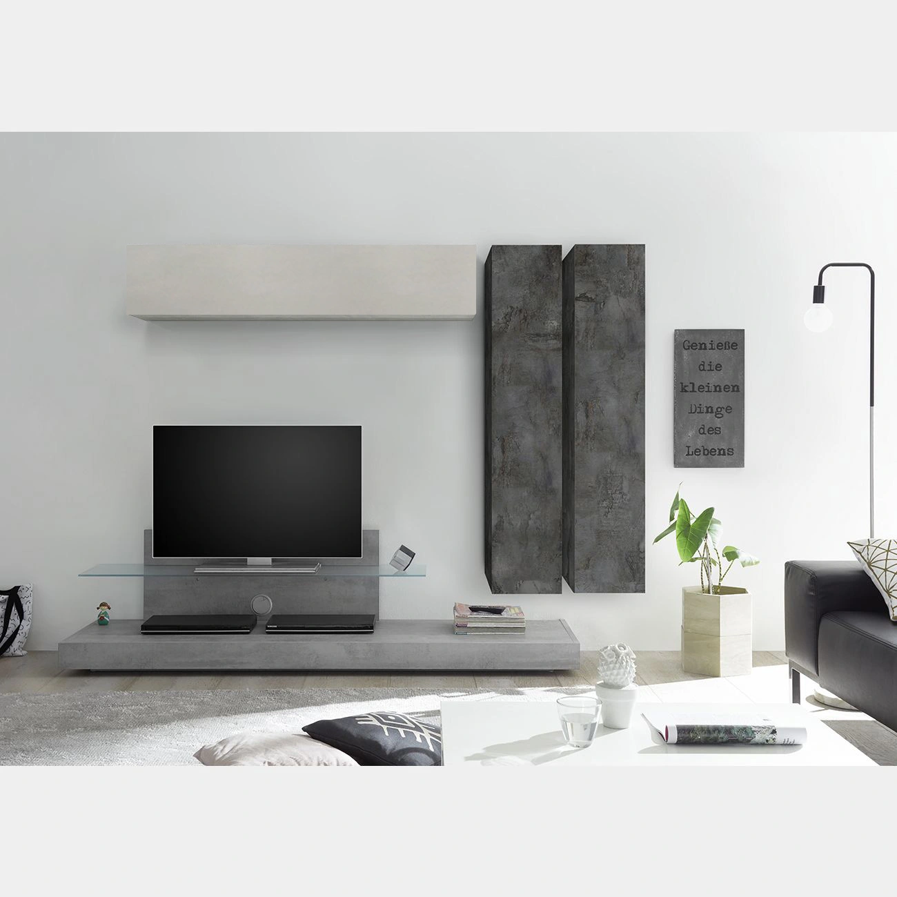 Parete attrezzata formata da Porta Tv e 3 Pensili, finitura Beton, Gesso ed Piombo