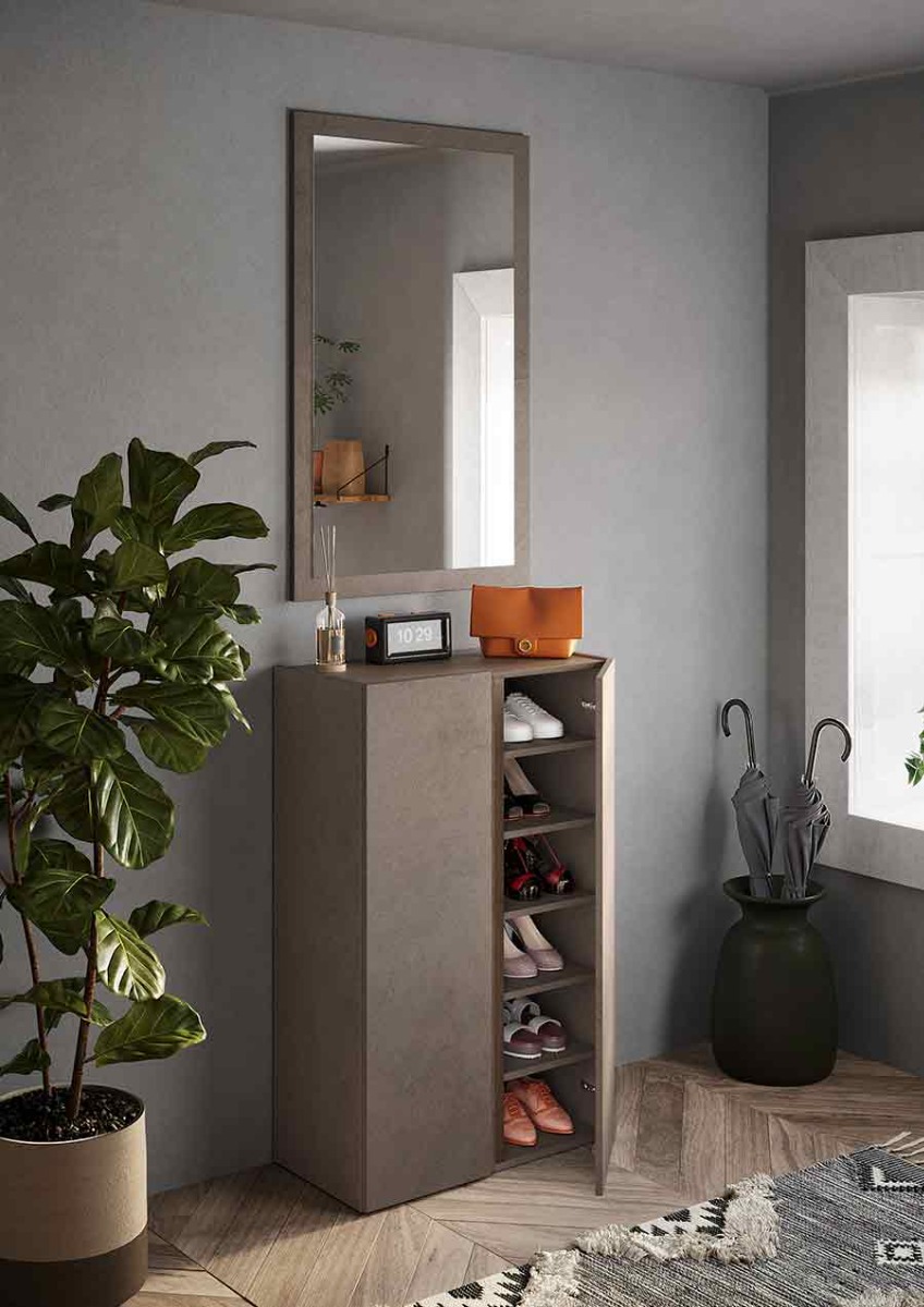 Madia alta 2 ante e 5 ripiani interni nuova