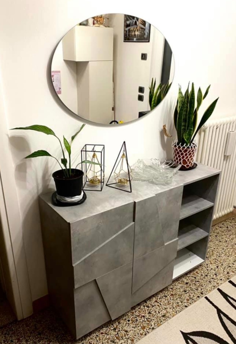 Madia particolare con disegni geometrici, finitura Beton Zenzero Shop