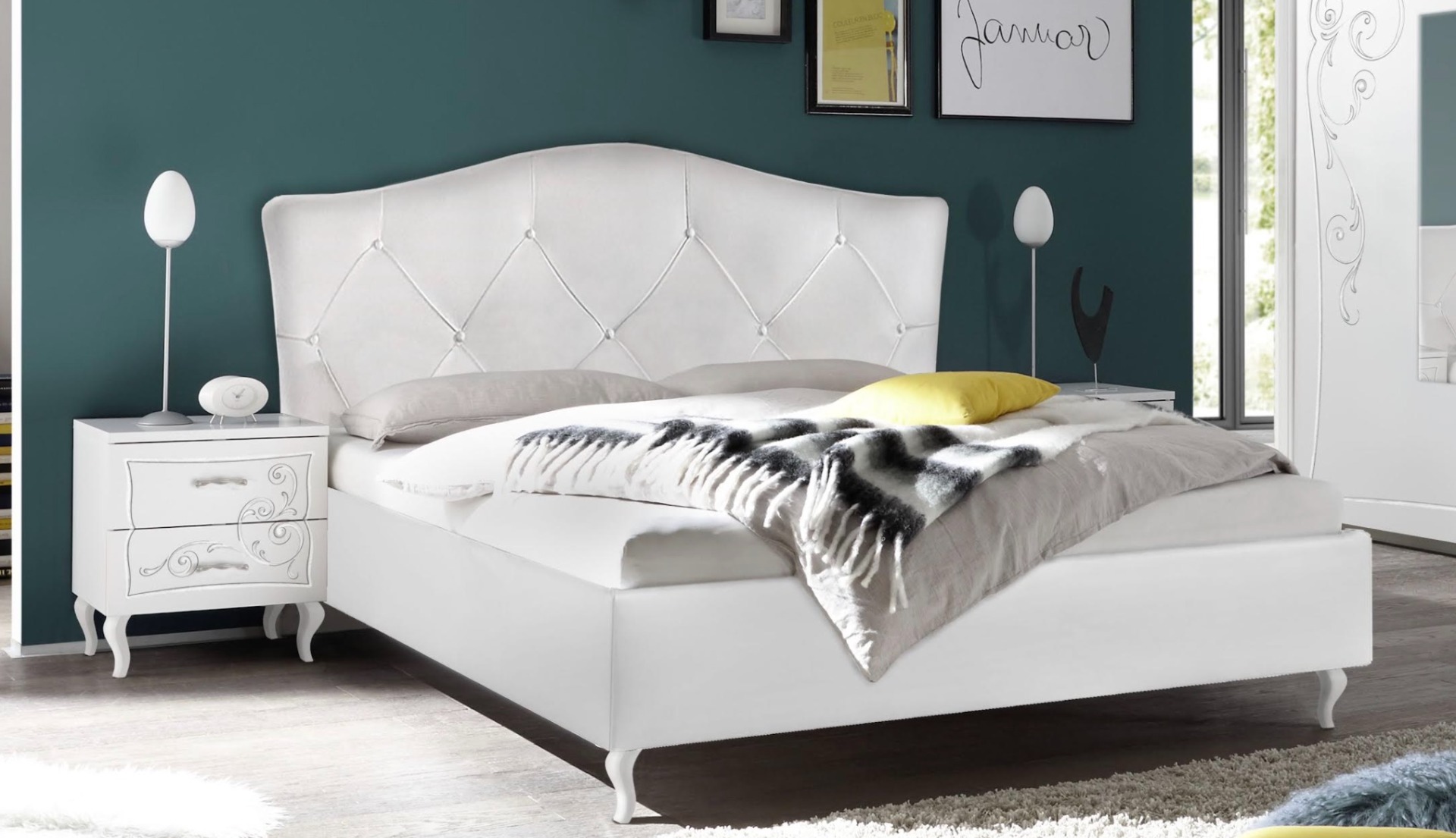 Letto matrimoniale in ecopelle con testata imbottita in finitura Bianca, made in Italy