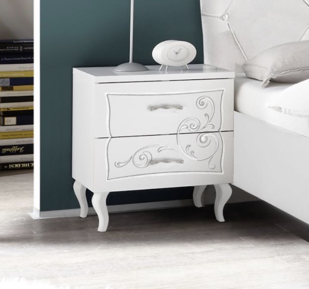 Coppia di comodini con 2 cassetti e serigrafia in finitura bianco opaco, Made in Italy