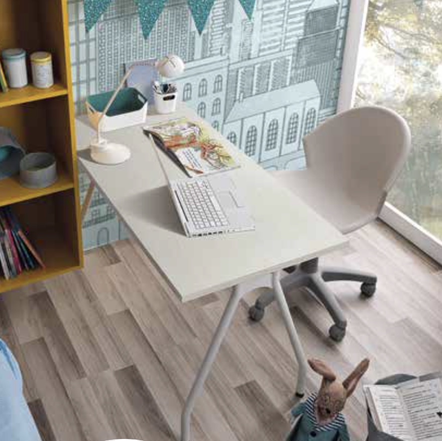 Scrivania lineare Made in Italy, colore Betulla, L.120