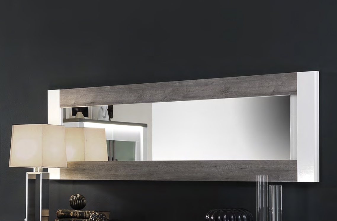 Madia 4 ante, bianco laccato e rovere adamello, made in Italy