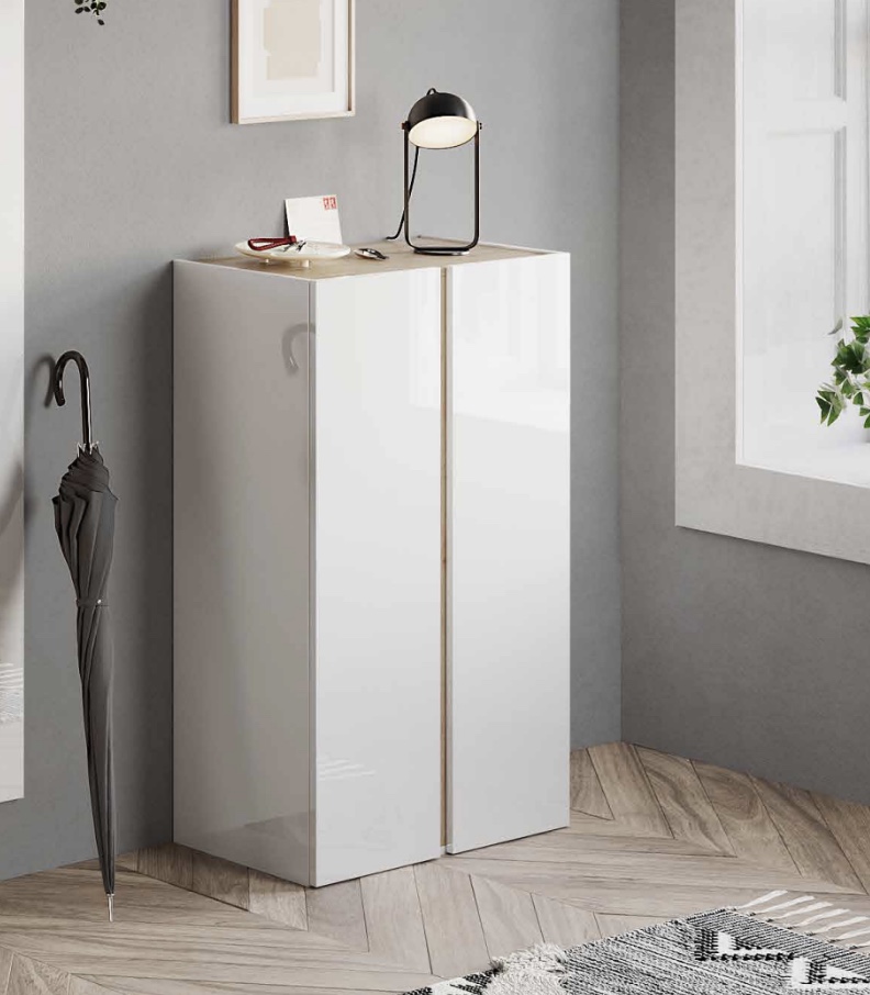 Conveniente Madia 2 ante e 5 ripiani 