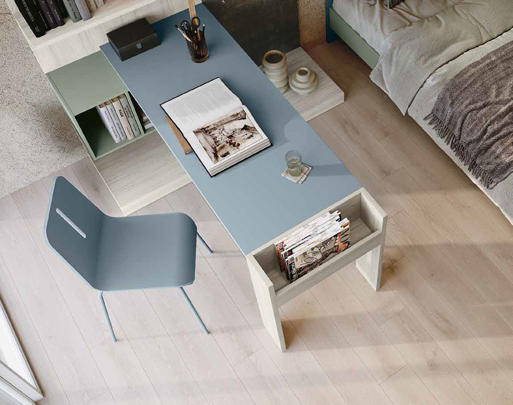 Zona studio con lavagna, finitura Bianco altea e Carta da zucchero