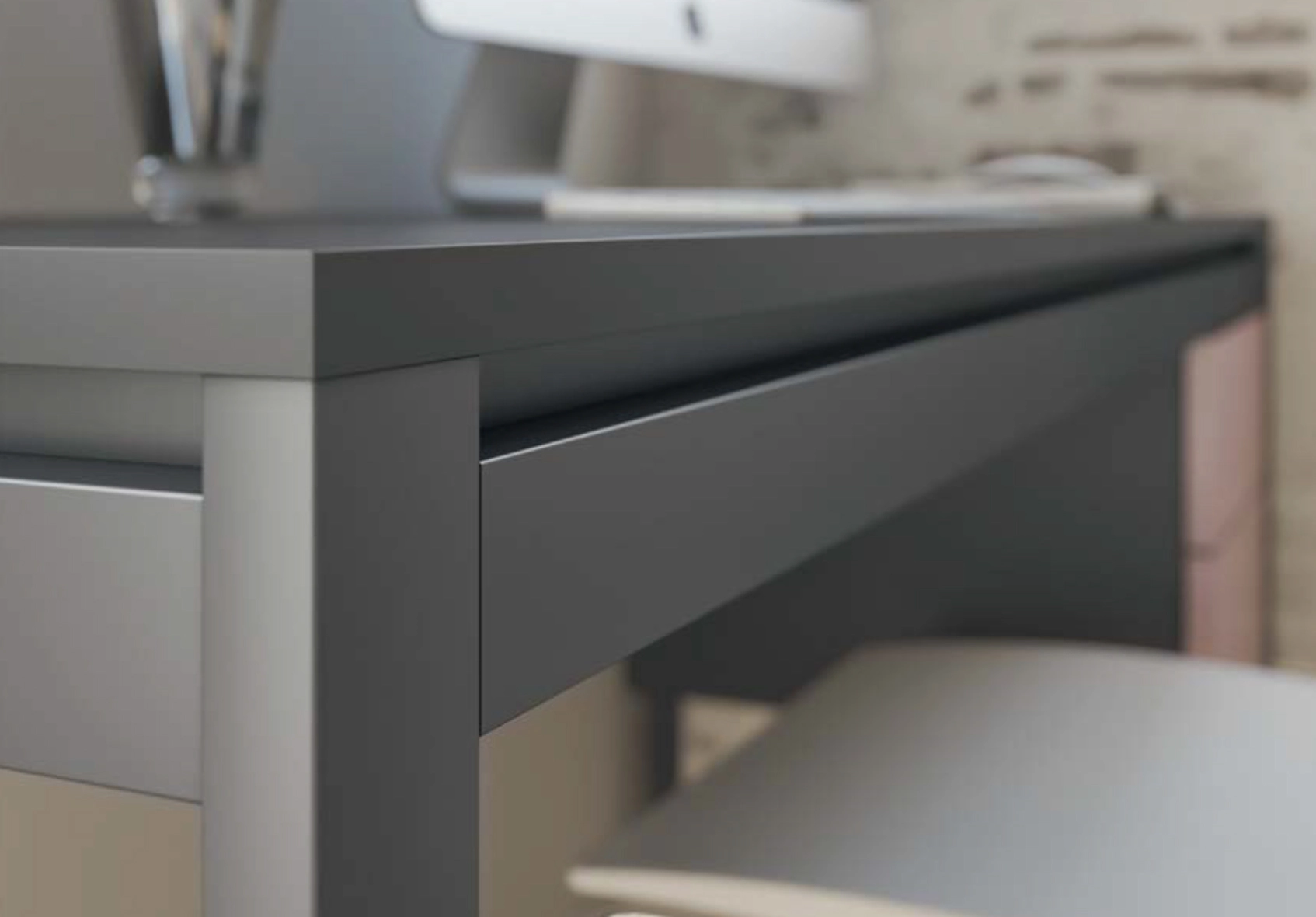 scrivania lilla e grigia