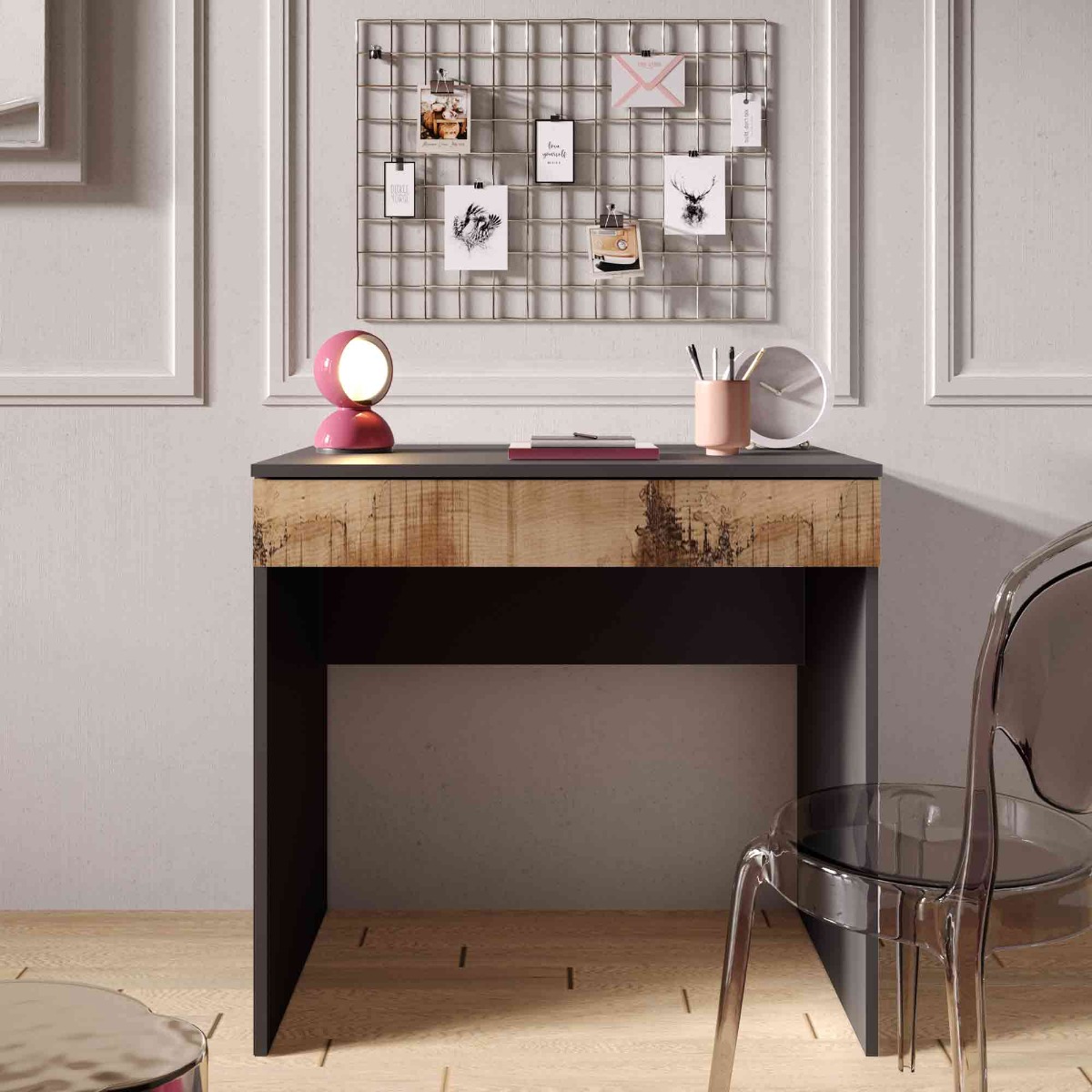 Ufficio moderno composto da 2 madie e una scrivania