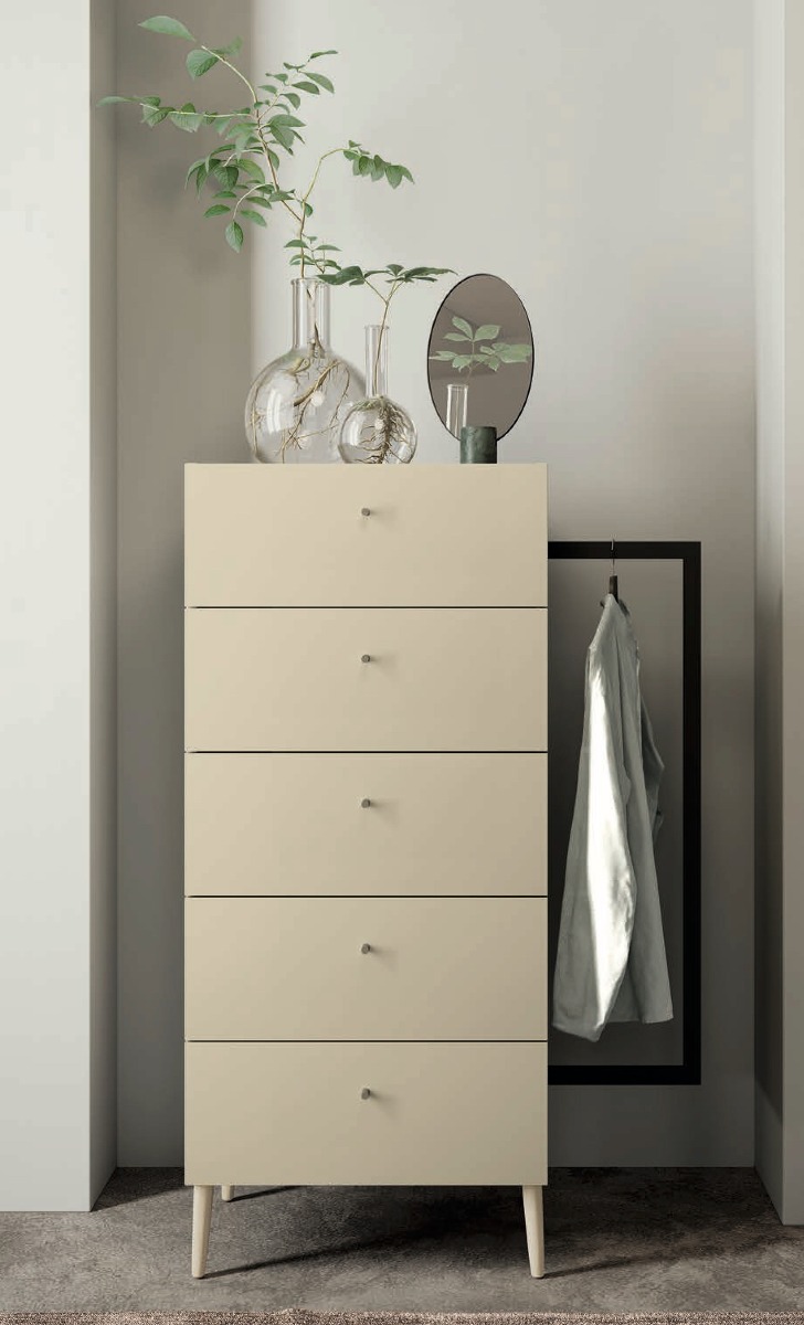 Settimino stile nordico con piedini in legno, finitura Desert