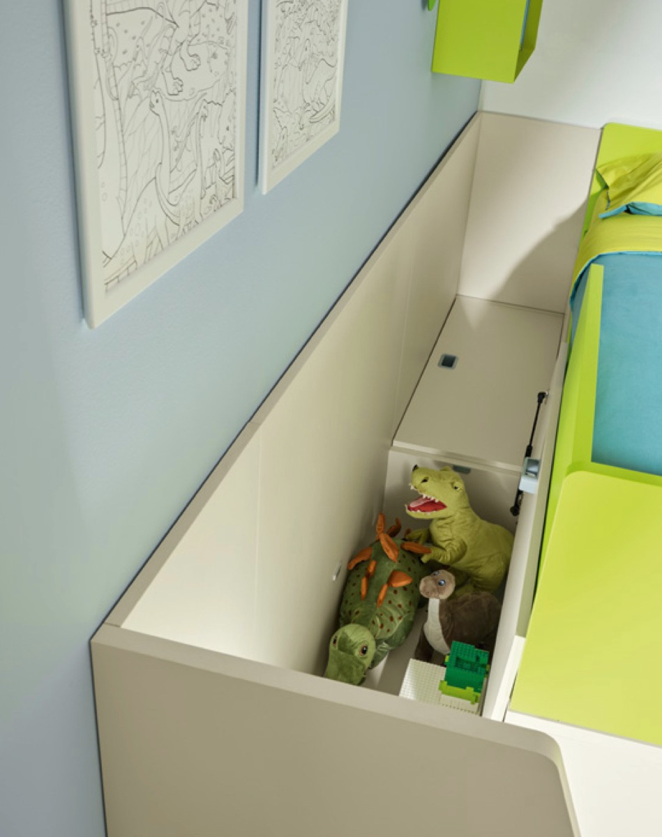 Letto a soppalco con passerella e armadio, Moretti Compact KC512