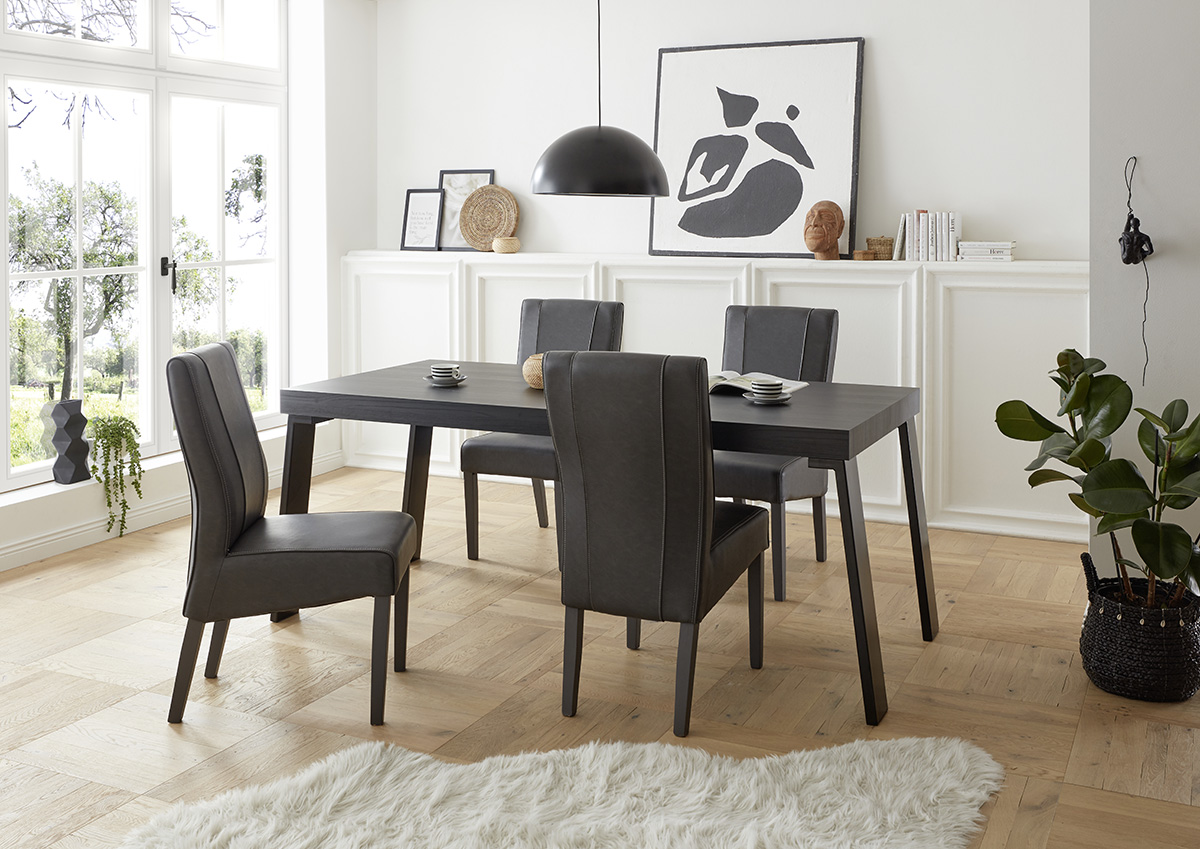 Soggiorno moderno, sala da pranzo moderna, composta da madie e tavolo, nero frassinato