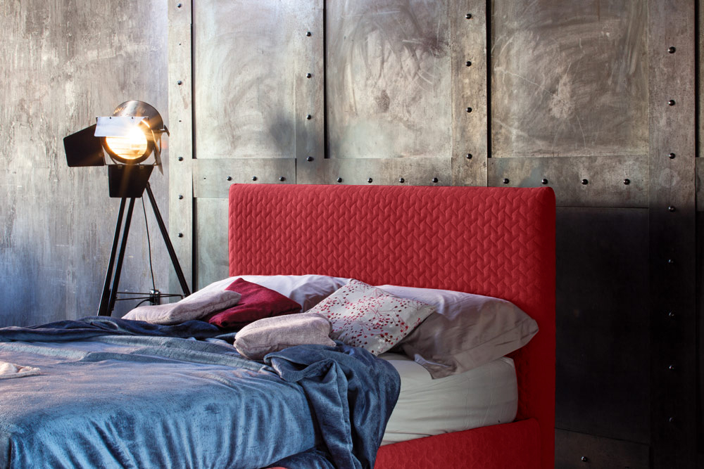 Letto matrimoniale Margherita con contenitore, disponibile in 70 finiture, Made in Italy