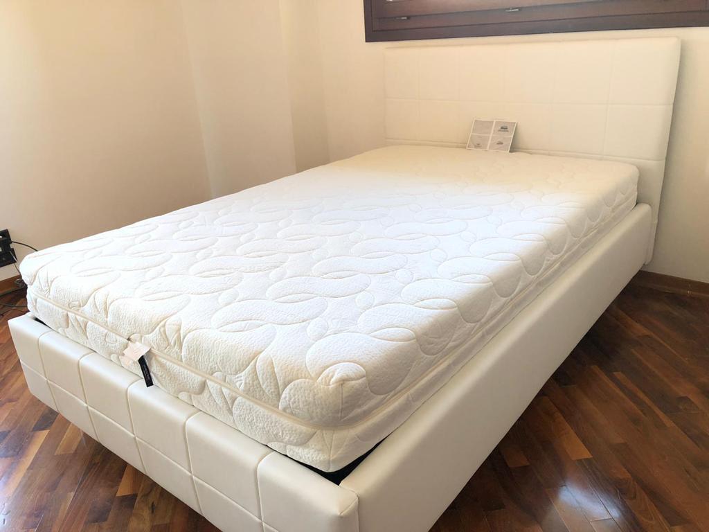 Letto Ecopelle Bianco Singolo serie Shock