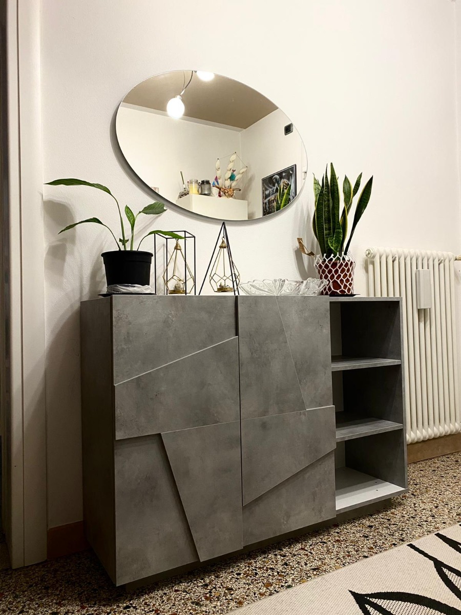 Madia particolare con disegni geometrici, finitura Beton Zenzero Shop