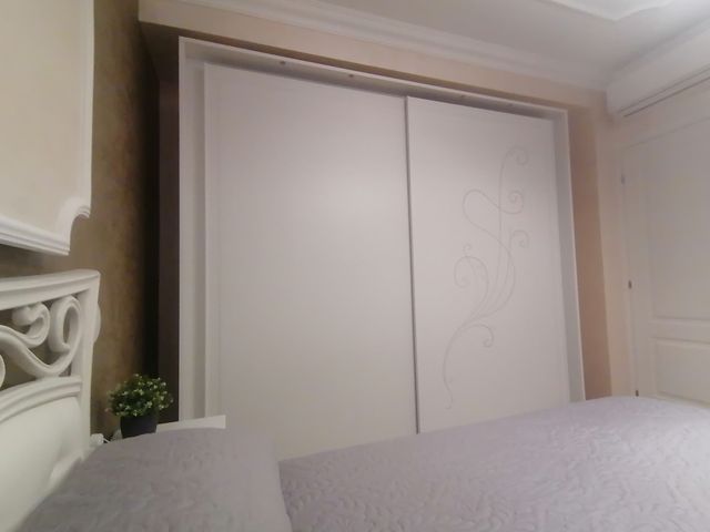 Armadio scorrevole stile contemporaneo  a 2 ante, bianco avatar