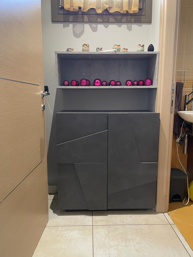 Moderna Scarpiera a 2 ante con disegni geometrici in finitura Ardesia, Made in Italy