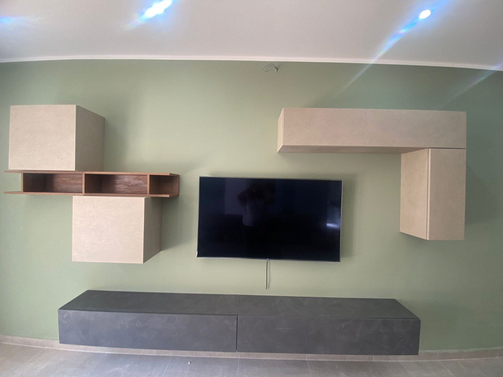 Parete Made in Italy, Piombo, Argilla e Mercure